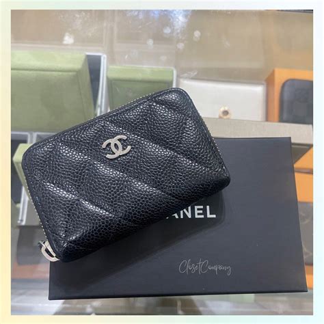 chanel card holder back pocket|Chanel card holder zipped.